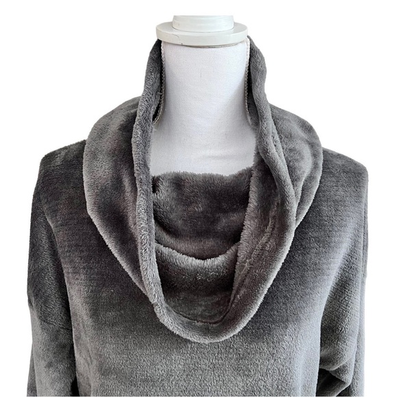 Pink Rose Grey Velour Cowl Neck Pullover Sweatshirt Size M - Picture 2 of 9